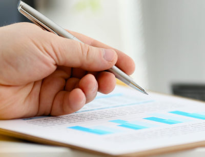 Une nouvelle étude révèle un engagement des pères français dans la lutte contre l&rsquo;alcoolisation fœtale